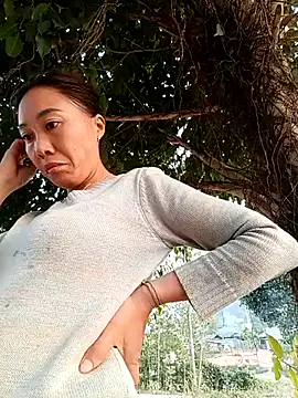 Snapshot of -Chua-90 chatting on March 3, 10:43 am -Chua-90 online show from March 3, 10:43 am