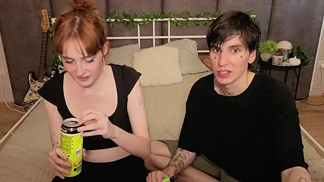 Snapshot of Danny_loves_Mary chatting on July 5, 2:29 am Danny loves Mary online show from July 5, 2:29 am