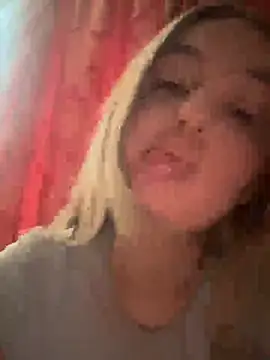 Marisaaasss online show from July 18, 11:47 am