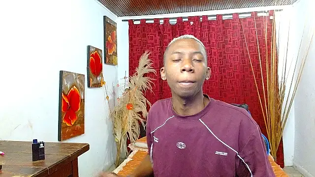 Miilo18 online show from February 10, 2:48 am