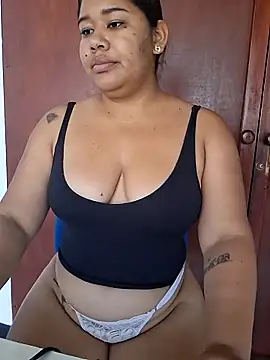 Sarahy- online show from April 18, 1:26 pm