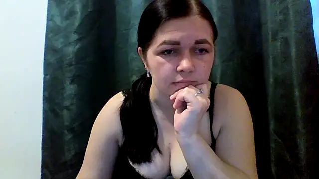 Vitalina282128 online show from April 5, 3:42 pm