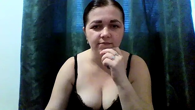 Vitalina282128 online show from April 9, 3:17 pm