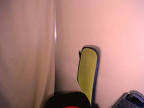 velvetviper06 online show from April 11, 5:01 am