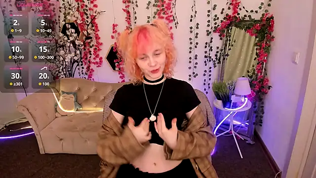 Awawrin online show from November 19, 8:42 pm