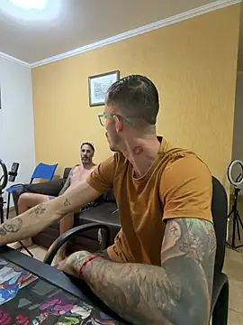 Snapshot of Lucasjandre chatting on June 19, 12:20 pm Lucasjandre online show from June 19, 12:20 pm