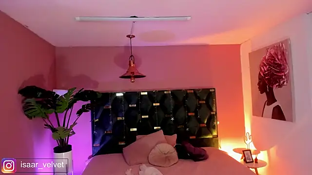 Velvet Dreamss online show from April 6, 11:33 am