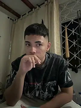 Santiagooo1233 online show from February 15, 12:07 am