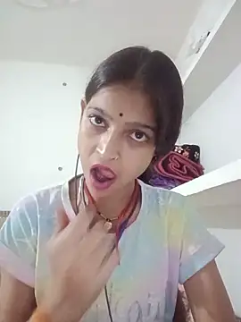 Mohnicute online show from May 14, 7:42 pm