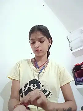 Mohnicute online show from July 26, 6:15 pm