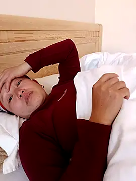 girl-hot2x online show from February 6, 9:12 am