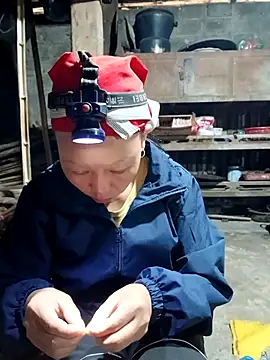 girl-hot2x online show from February 23, 1:14 am