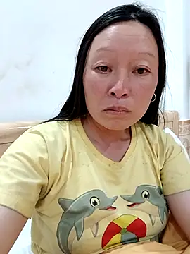 girl-hot2x online show from March 28, 1:43 pm