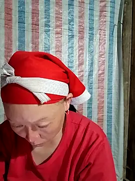 girl-hot2x online show from April 12, 1:16 pm