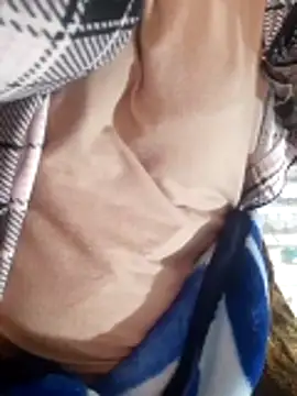 Tota sexi online show from February 20, 12:40 am