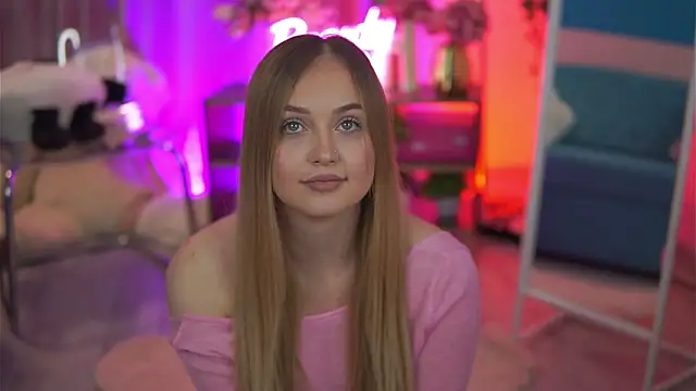 Snapshot of ElyssawetXX chatting on March 4, 7:31 pm ElyssawetXX online show from March 4, 7:31 pm