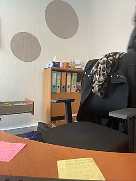 Deessenympho online show from March 10, 9:36 am