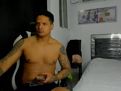 master leather online show from March 18, 6:16 am