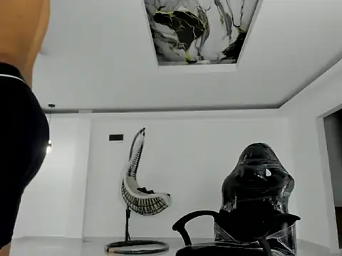 master leather online show from April 2, 4:10 am