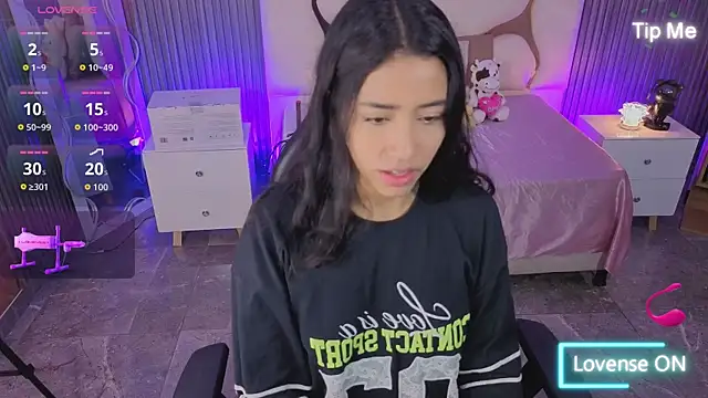 Snapshot of Joselyn_tay chatting on July 12, 12:07 pm Joselyn tay online show from July 12, 12:07 pm