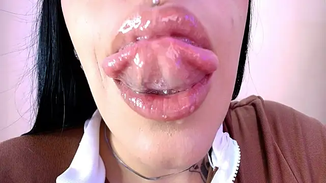 catte jensen online show from March 6, 4:42 am