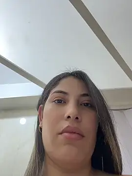 Anna Bitch Disgusting online show from April 12, 10:15 pm