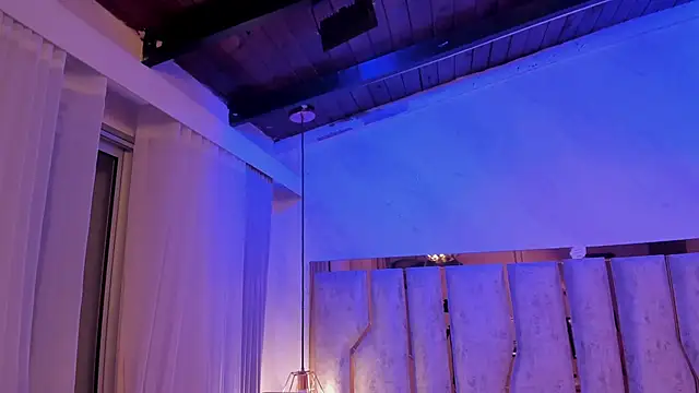 Snapshot of Caroline_palmerr chatting on February 2, 3:16 am Caroline palmerr online show from February 2, 3:16 am