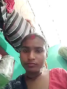 Big Lovexx online show from March 9, 10:30 am