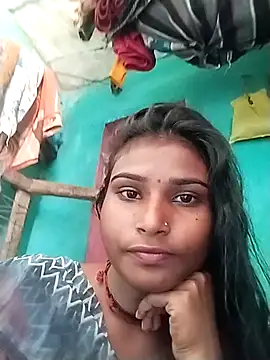 Big Lovexx online show from April 6, 7:09 am