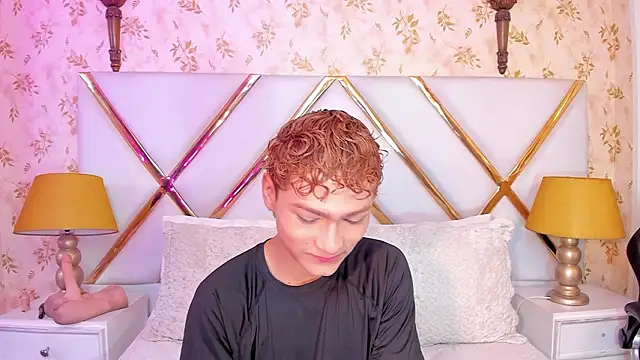 Snapshot of JacobRusso chatting on February 11, 3:11 am JacobRusso online show from February 11, 3:11 am