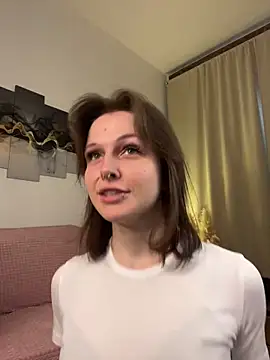 Snapshot of Shy_Vivi chatting on May 30, 1:19 pm Shy Vivi online show from May 30, 1:19 pm