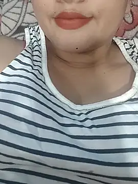 Cute Ayushii online show from June 23, 8:12 am