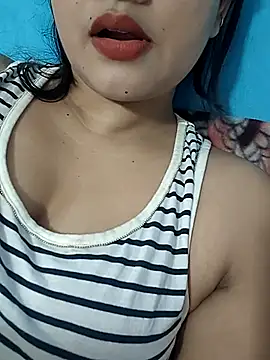 Cute Ayushii online show from June 24, 1:04 am