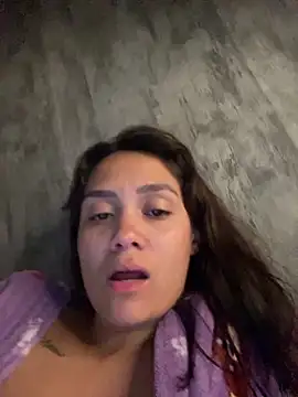 carolsapequinha online show from June 8, 1:28 am