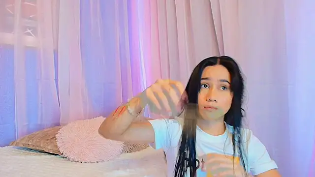 lizzy kane online show from February 21, 8:10 pm