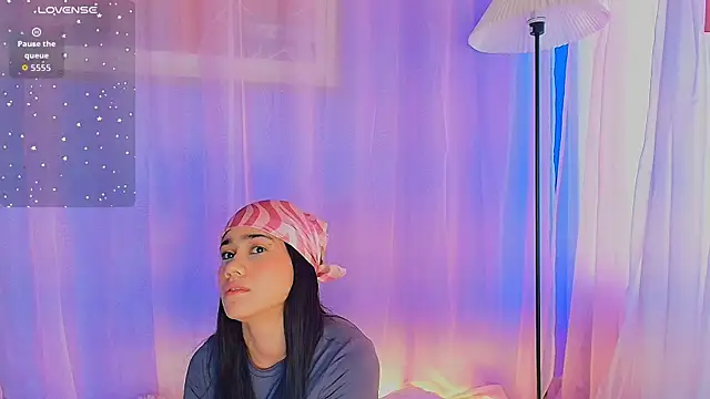 lizzy kane online show from April 1, 8:17 pm