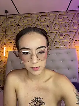 MelanyyJhonson15 online show from March 19, 2:37 am