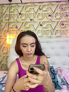MelanyyJhonson15 online show from May 28, 8:17 pm