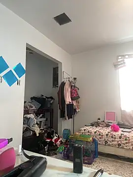 Snapshot of miatate chatting on February 12, 4:02 pm miatate online show from February 12, 4:02 pm