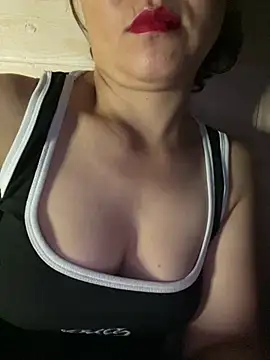 Snapshot of Diana-sexyy chatting on July 14, 2:12 pm Diana-sexyy online show from July 14, 2:12 pm