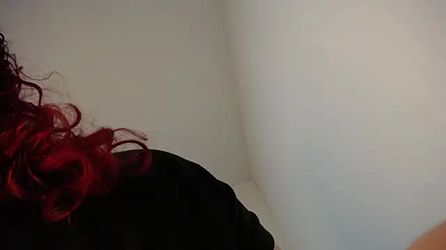 selene rouse  online show from April 17, 11:30 pm