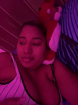 morena-2025 online show from May 14, 7:53 pm