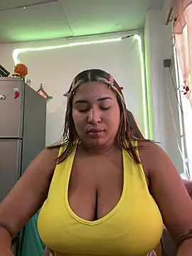 morena-2025 online show from July 9, 3:27 pm