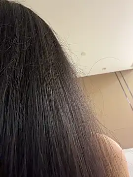 TinyBabe online show from April 8, 6:52 pm