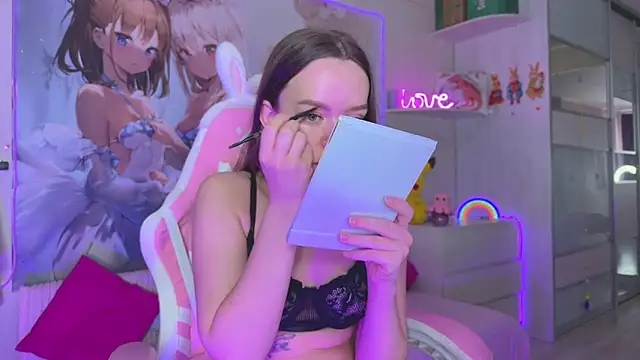 CheekySashaCharm online show from May 23, 7:56 am