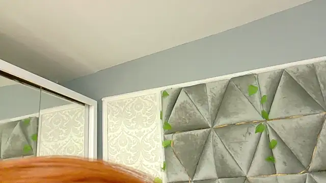 Miaa Grace  online show from April 18, 1:04 pm