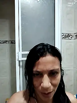 Snapshot of Queen_evaluna chatting on November 26, 5:03 pm Queen evaluna online show from November 26, 5:03 pm