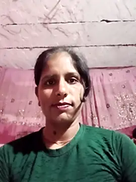 Snapshot of Pirvesh_singh chatting on February 14, 8:27 pm Pirvesh singh online show from February 14, 8:27 pm