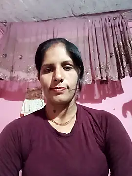 Snapshot of Pirvesh_singh chatting on April 22, 8:43 pm Pirvesh singh online show from April 22, 8:43 pm