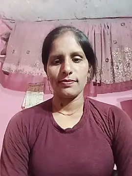 Snapshot of Pirvesh_singh chatting on May 18, 7:36 am Pirvesh singh online show from May 18, 7:36 am